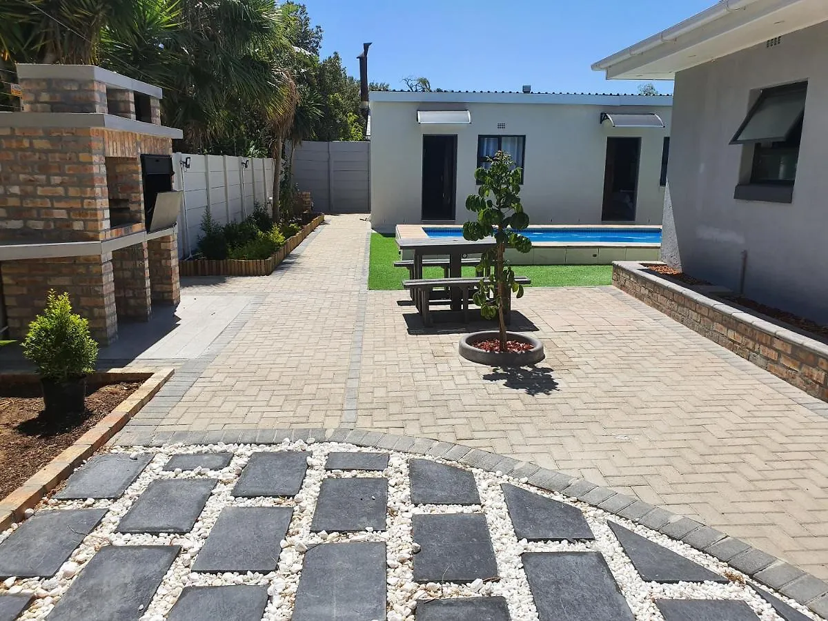 Biren Self Catering Hotel Cape Town